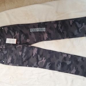 Old navy karate boys jeans size 10